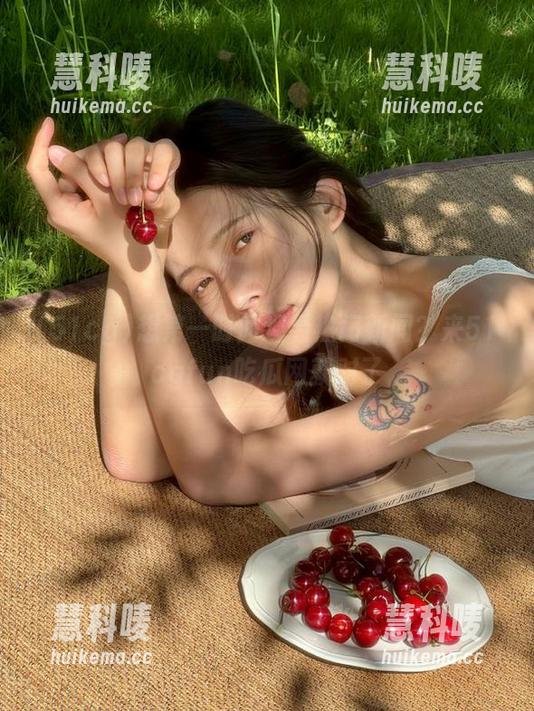 想第一时间观看热门新闻？来51cgfun吃瓜网就对了