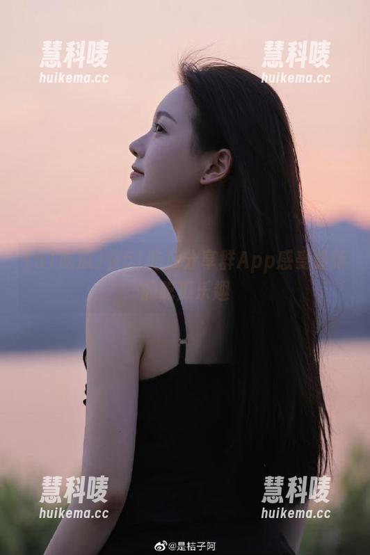 在51吃瓜分享群App感受最新的吃瓜乐趣