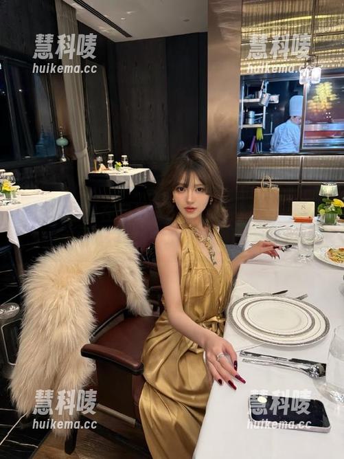 在网站“51吃瓜爆料”里尽情享受甜蜜瓜果大餐哦