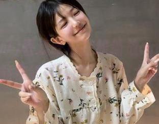 吾爱吃瓜在线播放app，连吃瓜都能在线看还能吐槽？太神奇了
