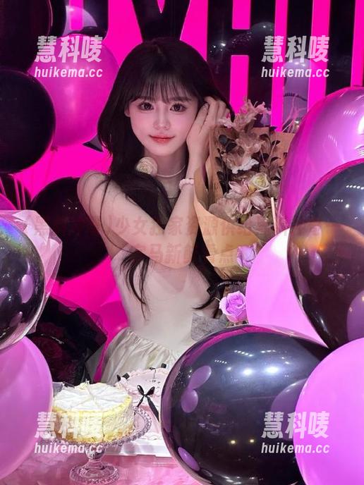 少女独家资源供给黑料冲哥一字马新鲜看点