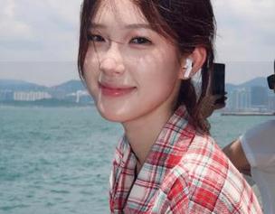 妹子推荐瓜网黑料吃瓜网站下载平台，精彩不停歇