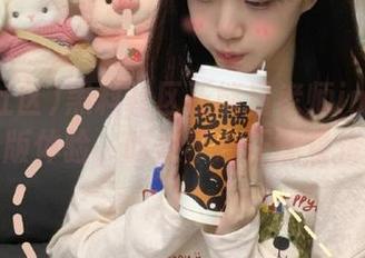 黑料社区正能量老师index苹果版体验，吃瓜不忘正能量传递
