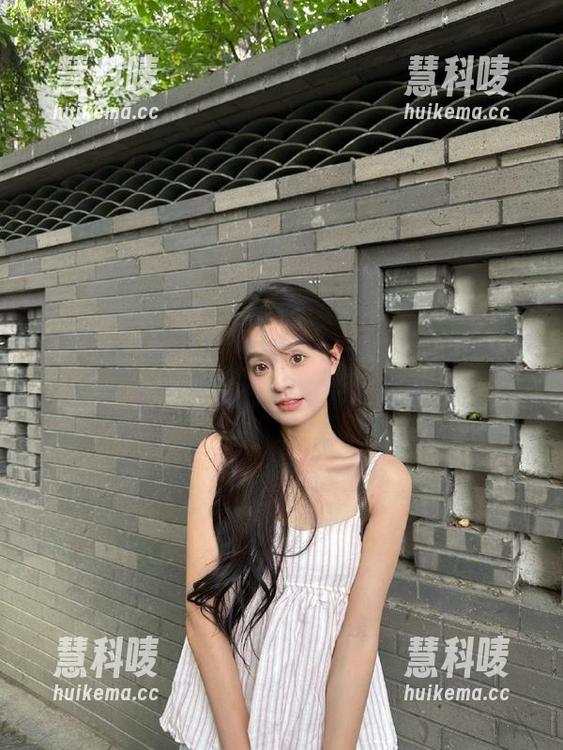 黑网料App手机端上线，网站同步完善吃瓜内容分享功能